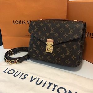 Additional Pictures Louis Vuitton Pouchette Metis
